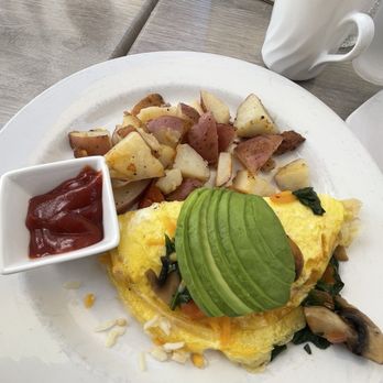 M Restaurant - Veggie omelette - Italian Near Me - Avalon, California M Restaurant - Veggie omelette - Italian Near Me - Avalon, California