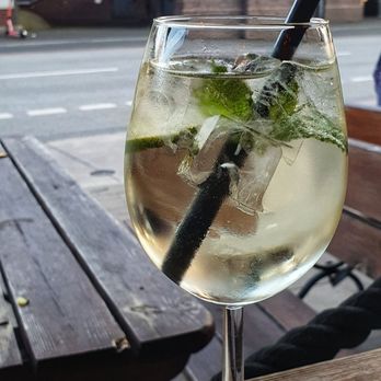Heimathafen - Hugo - Cocktail Bars Near Me - Hamburg, HH