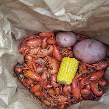 The Crawfish Cartel - 5 pound Crawfish with corn & red potatoes - Food Trucks Near Me - Longview, Texas