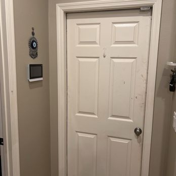 RXO - This is what the door looks like after them. Grease fingerprints everywhere. - Shipping Centers Near Me - Tampa, Florida RXO - This is what the door looks like after them. Grease fingerprints everywhere. - Shipping Centers Near Me - Tampa, Florida