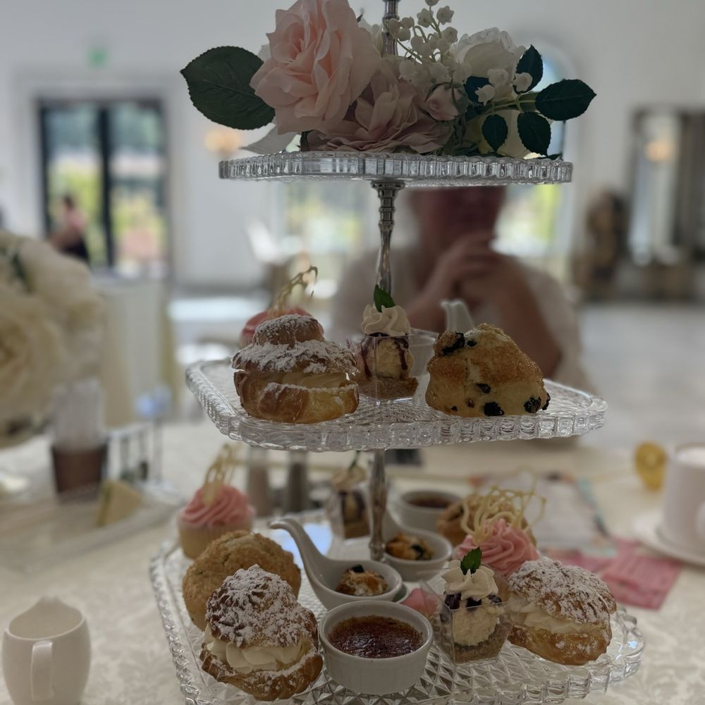 Chateau Des Fleurs - Dessert tray - Venues & Event Spaces Near Me - Eagle, Idaho Chateau Des Fleurs - Dessert tray - Venues & Event Spaces Near Me - Eagle, Idaho