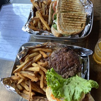 Collusion Tap Works - Spicy Burger and Pesto Chicken - Breweries Near Me - Lititz, Pennsylvania