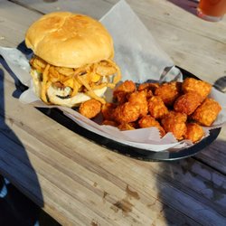 City Acre Brewing - Urban burger