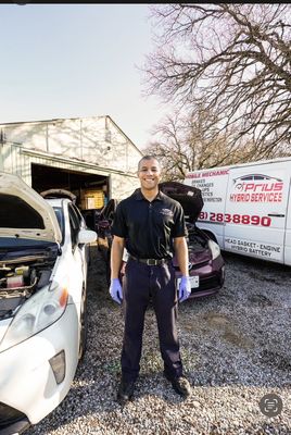 “We Bring the Garage to You—Anywhere on Maui!” - “We Bring the Garage to You—Anywhere on Maui!”