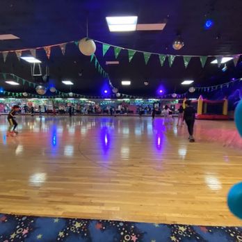 Astro Skate - skating area - Skating Rinks Near Me - Bradenton, Florida