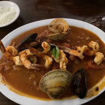 Mamma Lombardi's Restaurant - Shrimp fra divalo - Italian Near Me - Holbrook, New York
