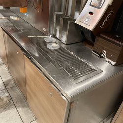 McDonald's - Nasty soda area and right next to it is the garbage