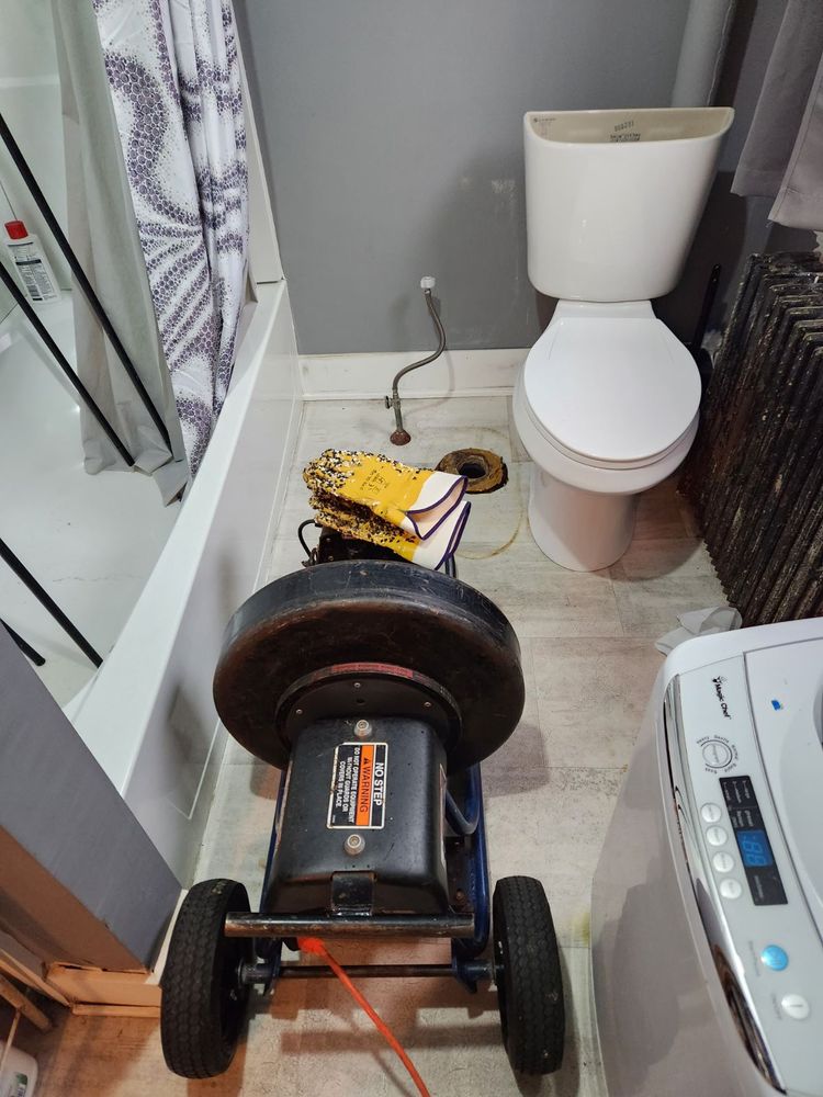 Slide of Roto-Rooter Plumbing & Water Cleanup