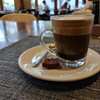 Forneria Catarina - Macchiatto - Pizza Near Me - Florianópolis, South Carolina