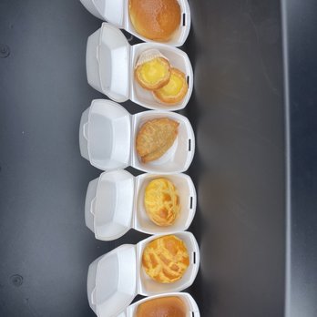 Yum Cha - Egg tarts, Veg & Potato Curry Puff, baked lava custard bun, and baked bbq pork bun - Dim Sum Near Me - Las Vegas, Nevada Yum Cha - Egg tarts, Veg & Potato Curry Puff, baked lava custard bun, and baked bbq pork bun - Dim Sum Near Me - Las Vegas, Nevada