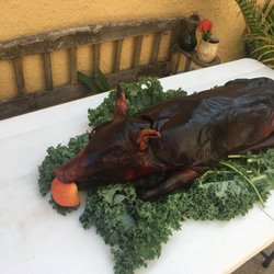 Big Mann BBQ - Whole Pig ready for your party!