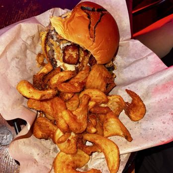 Snakebite Roadhouse - Western Burger and fries - Venues & Event Spaces Near Me - Yucca Valley, California