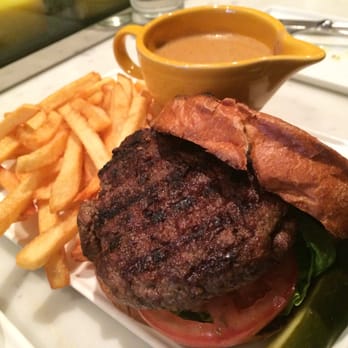 Murray's Cheese Bar - Cheeseburger with Ottomanelli Brother's grass-fed beef - Wine Bars Near Me - Long Island City, New York Murray's Cheese Bar - Cheeseburger with Ottomanelli Brother's grass-fed beef - Wine Bars Near Me - Long Island City, New York