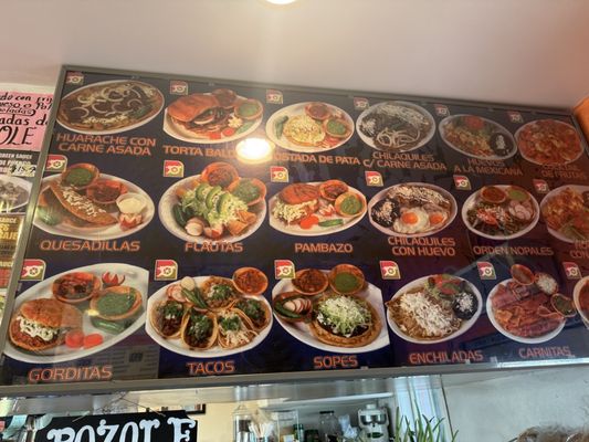 Metro Balderas Restaurant by null