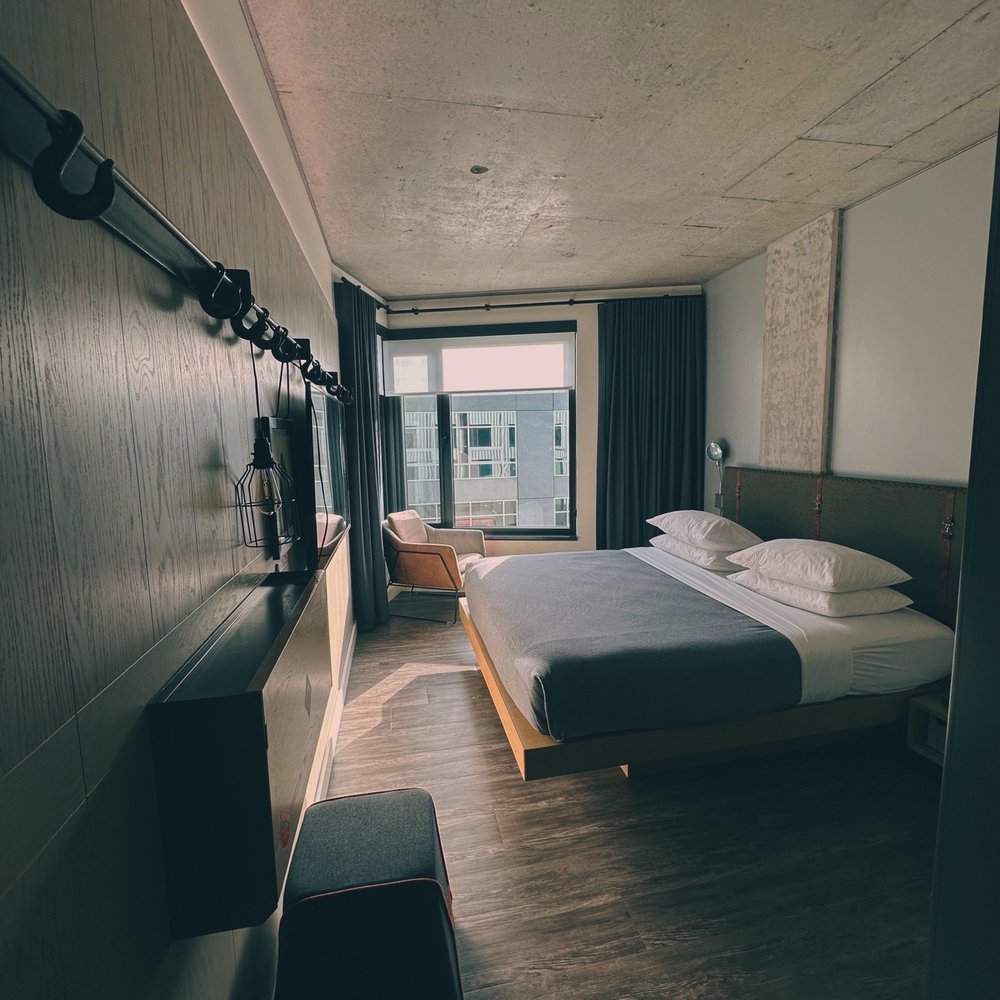 Moxy Seattle Downtown - Hotels Near Me - Seattle, Washington