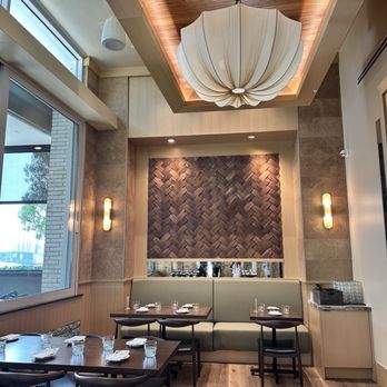 Brodard - Interior - Vietnamese Near Me - Long Beach, California Brodard - Interior - Vietnamese Near Me - Long Beach, California