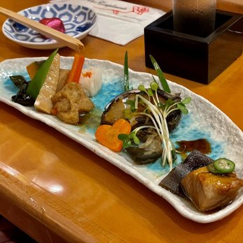 Kinchan Sushi - Sushi Bars Near Me - Honolulu, Hawaii Kinchan Sushi - Sushi Bars Near Me - Honolulu, Hawaii