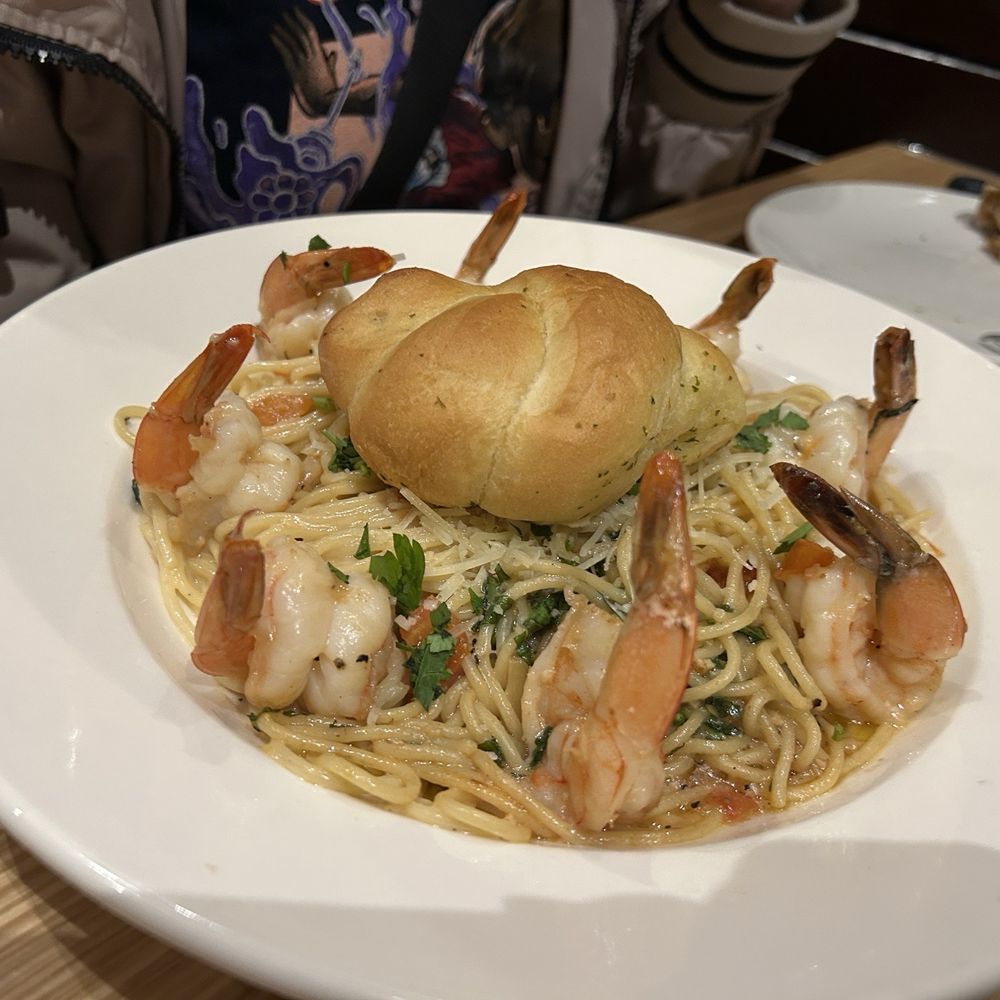 BJ's Restaurant & Brewhouse - Shrimp Scampiscampi - Pizza Near Me - Brea, California BJ's Restaurant & Brewhouse - Shrimp Scampiscampi - Pizza Near Me - Brea, California