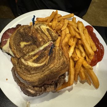 Midtown Caboose - Burger - New American Near Me - Tallahassee, Florida Midtown Caboose - Burger - New American Near Me - Tallahassee, Florida