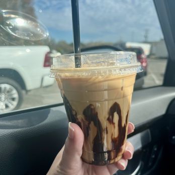 Crossroads Coffee Company - Iced bulldog blitz - Coffee & Tea Near Me - Decatur, Alabama Crossroads Coffee Company - Iced bulldog blitz - Coffee & Tea Near Me - Decatur, Alabama