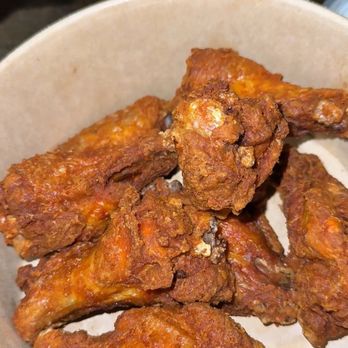 Clubhouse - chicken wings - Sports Bars Near Me - Greensboro, North Carolina Clubhouse - chicken wings - Sports Bars Near Me - Greensboro, North Carolina