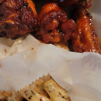 R&R Extreme Wings - Sweet and spicy - min - Chicken Wings Near Me - Indianapolis, Indiana R&R Extreme Wings - Sweet and spicy - min - Chicken Wings Near Me - Indianapolis, Indiana