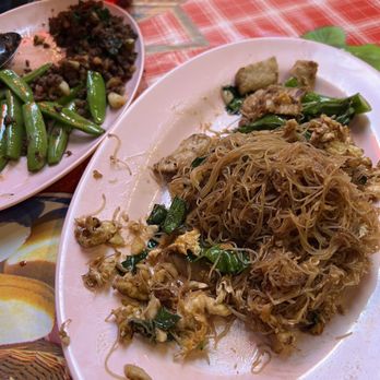 Holy Basil - Pad See Ew / Waygu Beef stir fry ( forgot to take a picture before starting haha) - Thai Near Me - Los Angeles, California