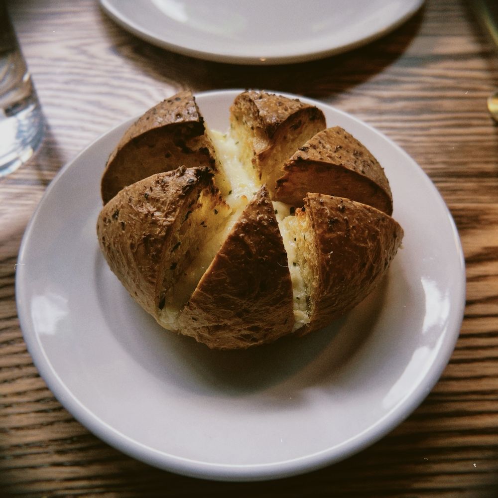 Iggys - Garlic bread - Italian Near Me - Nashville, Tennessee