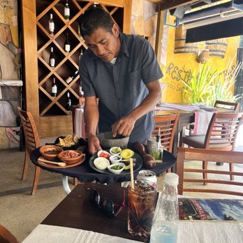 Los Barriles - Guacamole made fresh - Seafood Near Me - Cabo San Lucas, BCS