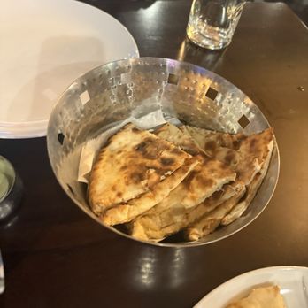 Veranda Bar & Restaurant - Plain Naan - Seafood Near Me - Leander, Texas