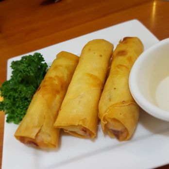 Hapag Ihaw-Ihaw - Vegetable spring roll. Ask sweet chili sauce if not on the table - Filipino Near Me - Vancouver, British Columbia Hapag Ihaw-Ihaw - Vegetable spring roll. Ask sweet chili sauce if not on the table - Filipino Near Me - Vancouver, British Columbia
