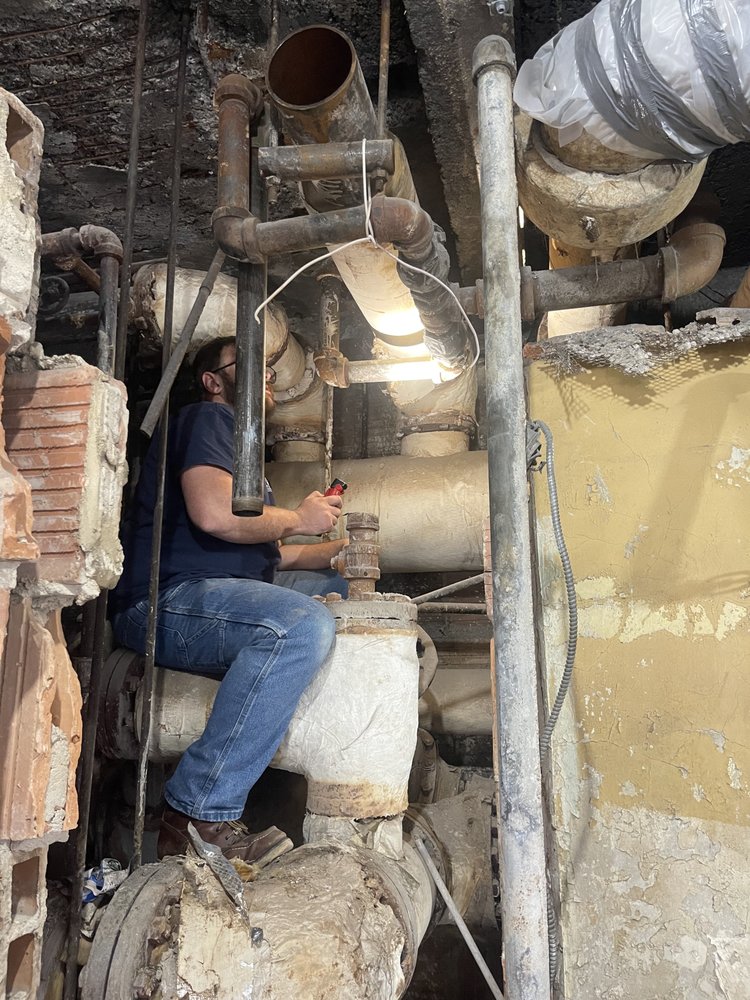 Slide of E & E Mechanical Services