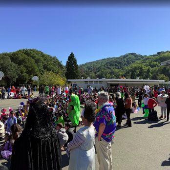 Ellerhorst Elementary School - Halloween Outdoor Parade - Elementary Schools Near Me - Pinole, California