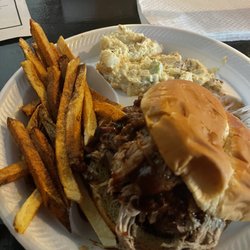 Rollin Smoke BBQ