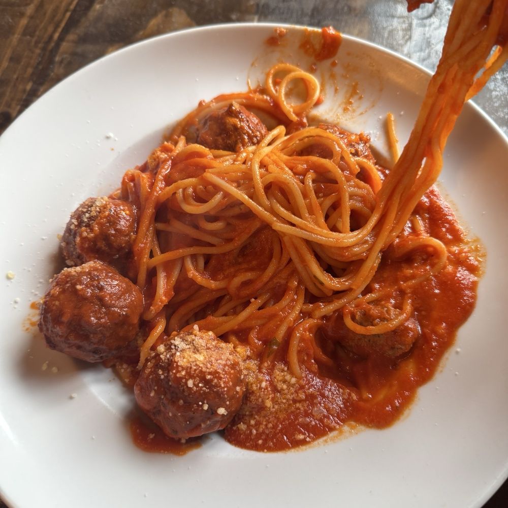 Frankie's Restaurant - Spaghetti and Spaghetti & Meatballs - Italian Near Me - Bronx, New York Frankie's Restaurant - Spaghetti and Spaghetti & Meatballs - Italian Near Me - Bronx, New York
