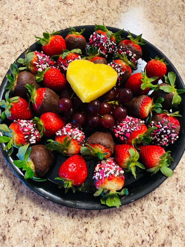 EDIBLE ARRANGEMENTS Updated September 2024 37 Photos & 12 Reviews