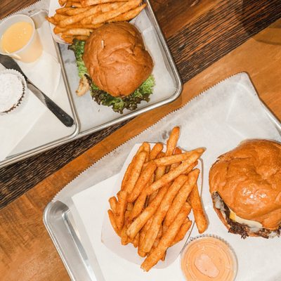 Mac's Local Eats by null