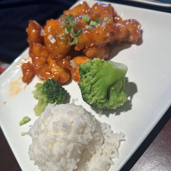 Nine Dragons Restaurant - Spicy orange chicken - Chinese Near Me - Lake Buena Vista, Florida Nine Dragons Restaurant - Spicy orange chicken - Chinese Near Me - Lake Buena Vista, Florida
