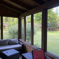Inn At the Bridge - Screened in porch