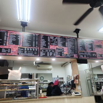 Farmer's Pizza - Inside - Pizza Near Me - St. Albans, New York Farmer's Pizza - Inside - Pizza Near Me - St. Albans, New York