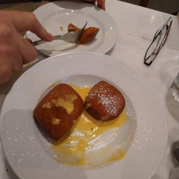 Metro Cafe - Dessert, beignets - American Near Me - El Segundo, California