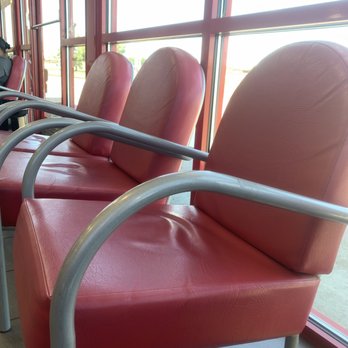 Discount Tire - Plenty of comfy chairs - Tires Near Me - Amarillo, Texas