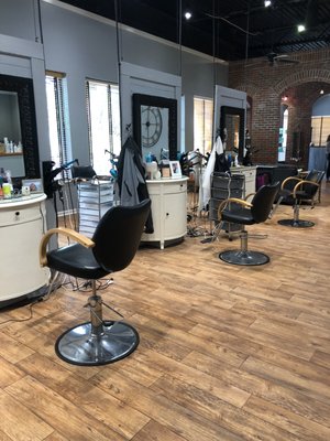 Utopia Salon Spa 15 Photos Hair Salons 4581 Forsyth Rd