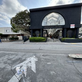 Burlington Arcade - Parking lot view - Shopping Centers Near Me - Pasadena, California