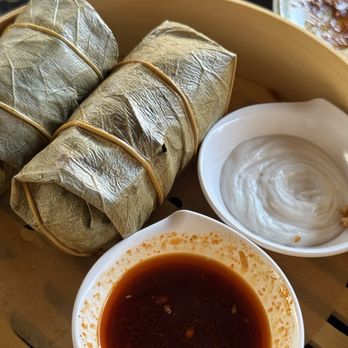 Men & Beasts - Lotus Leaf Burrito - Chinese Near Me - Los Angeles, California Men & Beasts - Lotus Leaf Burrito - Chinese Near Me - Los Angeles, California