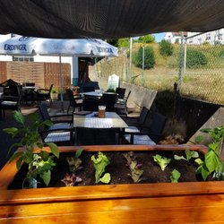 Zum Kuckuck - Hochbeet im Biergarten.