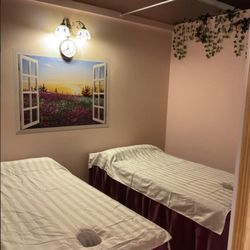Eden on Palm Harbor Massage - Couples Massage Room