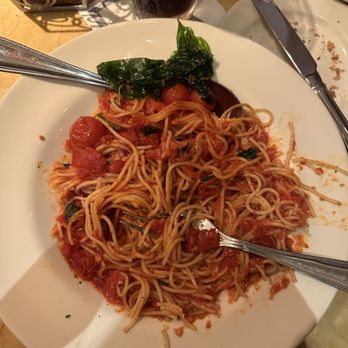 The Cheesecake Factory - Spaghetti and Meatballs - American Near Me - Columbus, Ohio