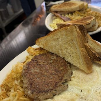 Breaking Bread - Breakfast & Brunch Near Me - Ellwood City, Pennsylvania Breaking Bread - Breakfast & Brunch Near Me - Ellwood City, Pennsylvania