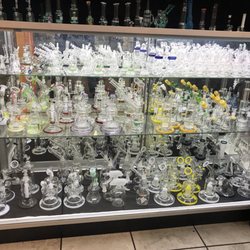 Uncle Neo's Smoke Shop